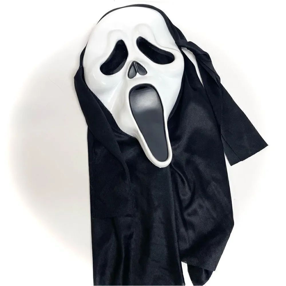 Easter Unlimited Fun World Ghostface Scream Mask